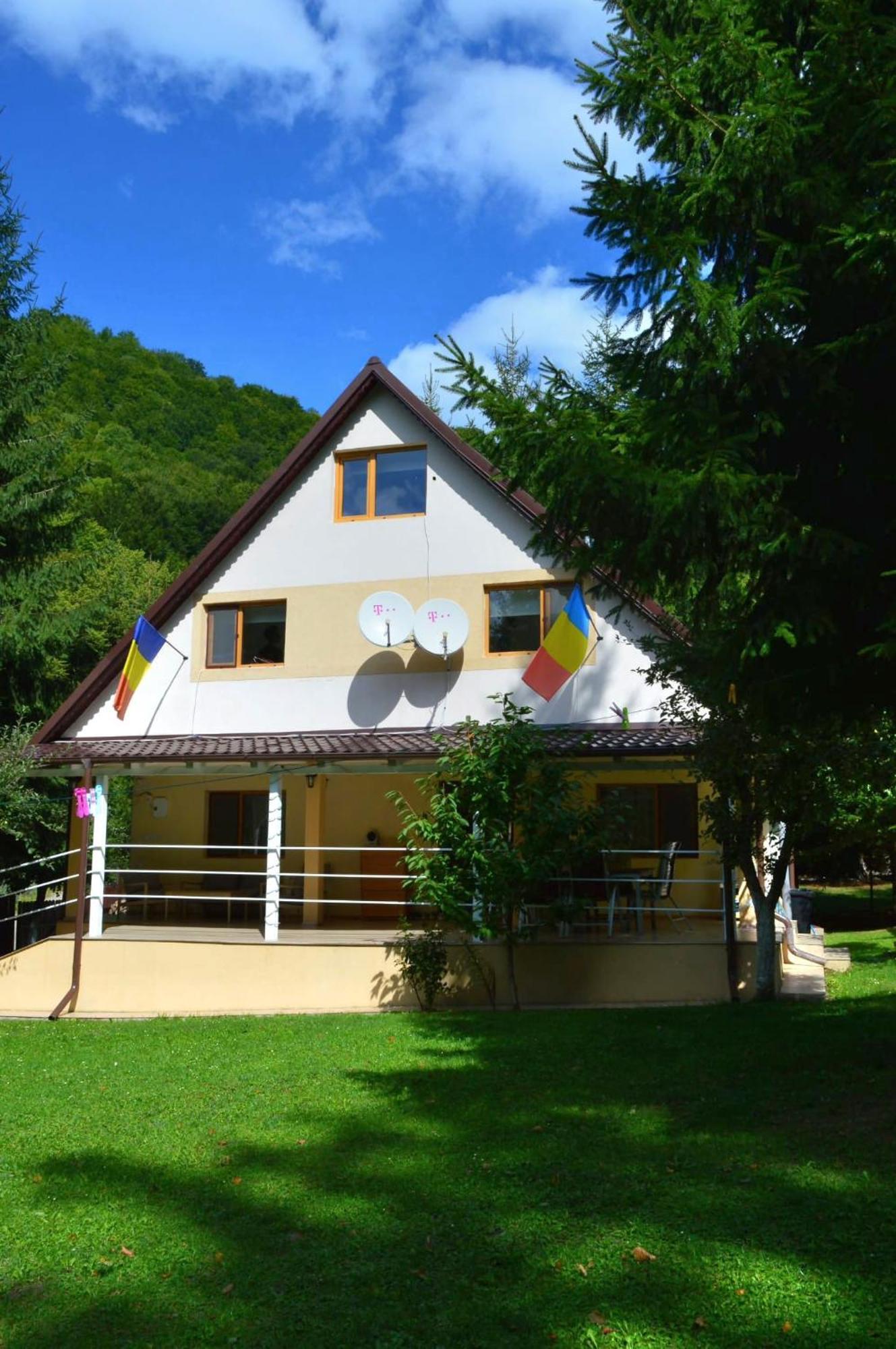 Casa Aris Lepsa Vrancea Hotel Exterior foto