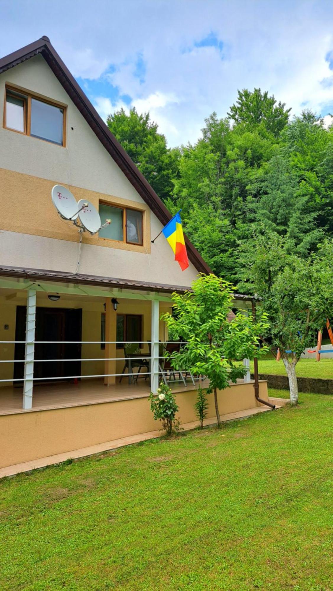 Casa Aris Lepsa Vrancea Hotel Exterior foto