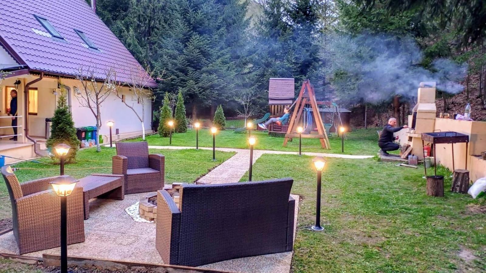Casa Aris Lepsa Vrancea Hotel Exterior foto